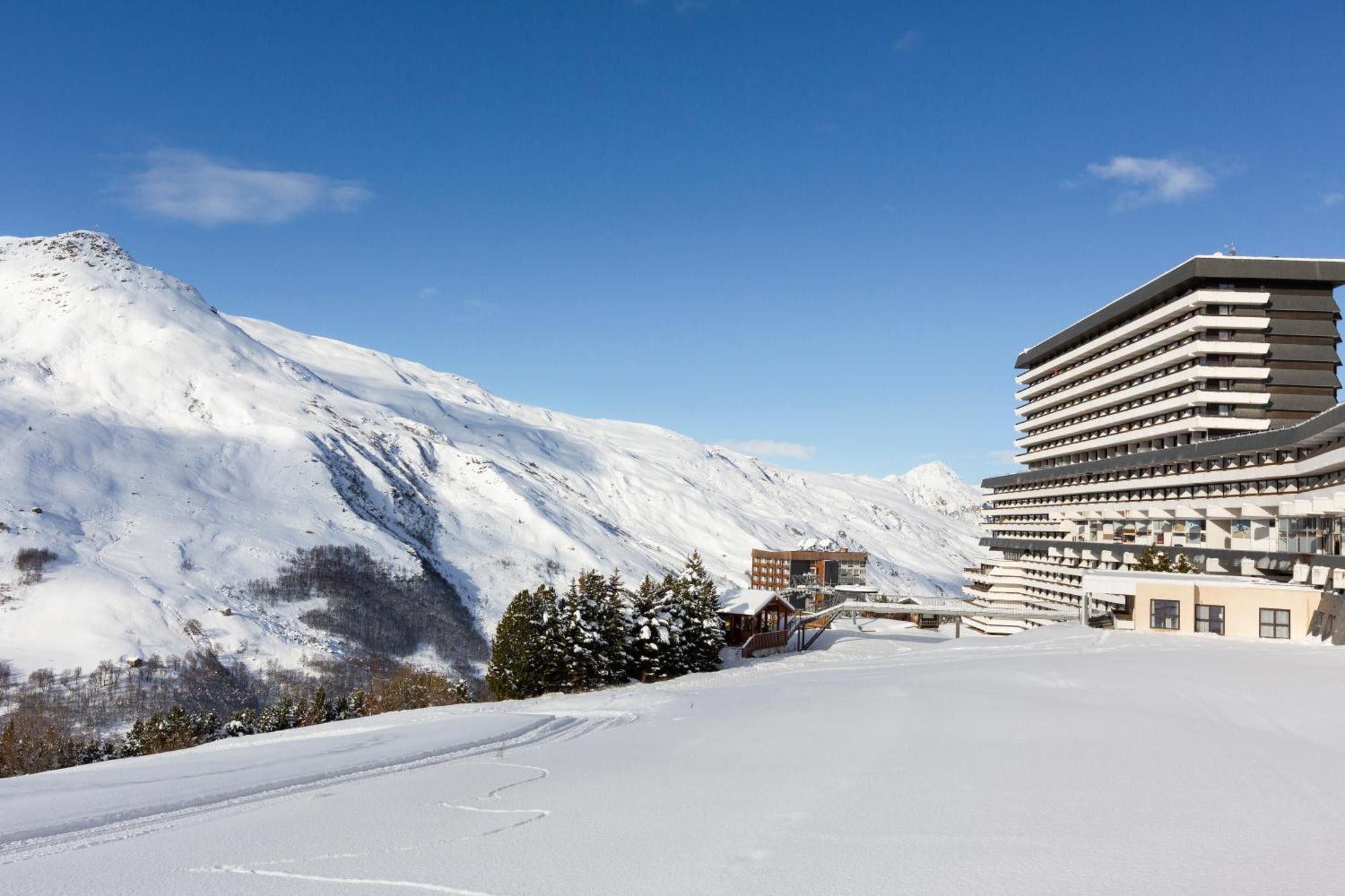 Sowell Residences Pierre Blanche Сен-Мартен-дьо-Белвил Екстериор снимка