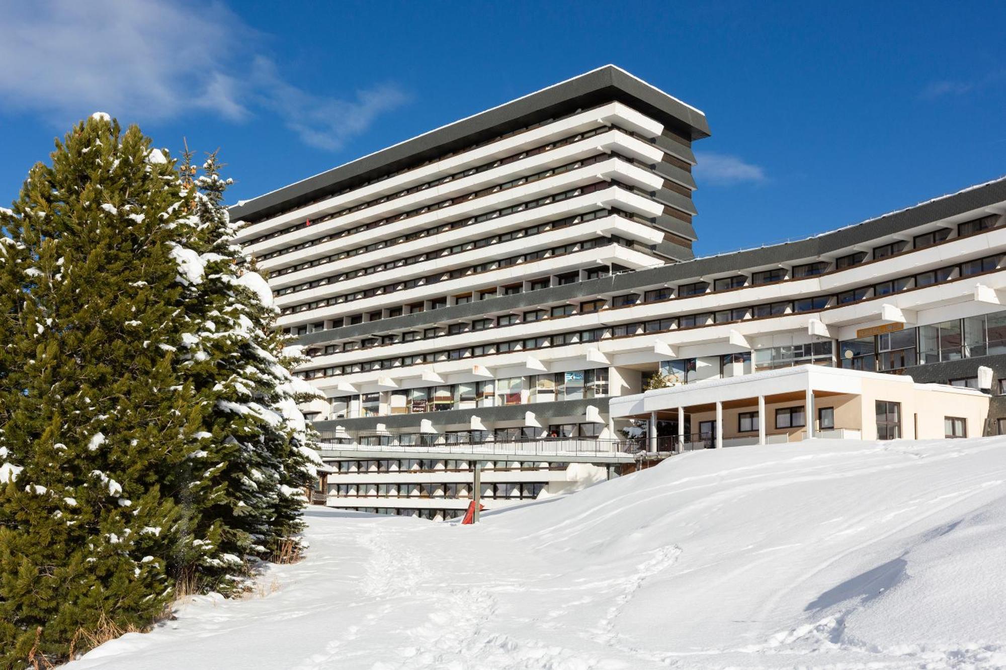 Sowell Residences Pierre Blanche Сен-Мартен-дьо-Белвил Екстериор снимка