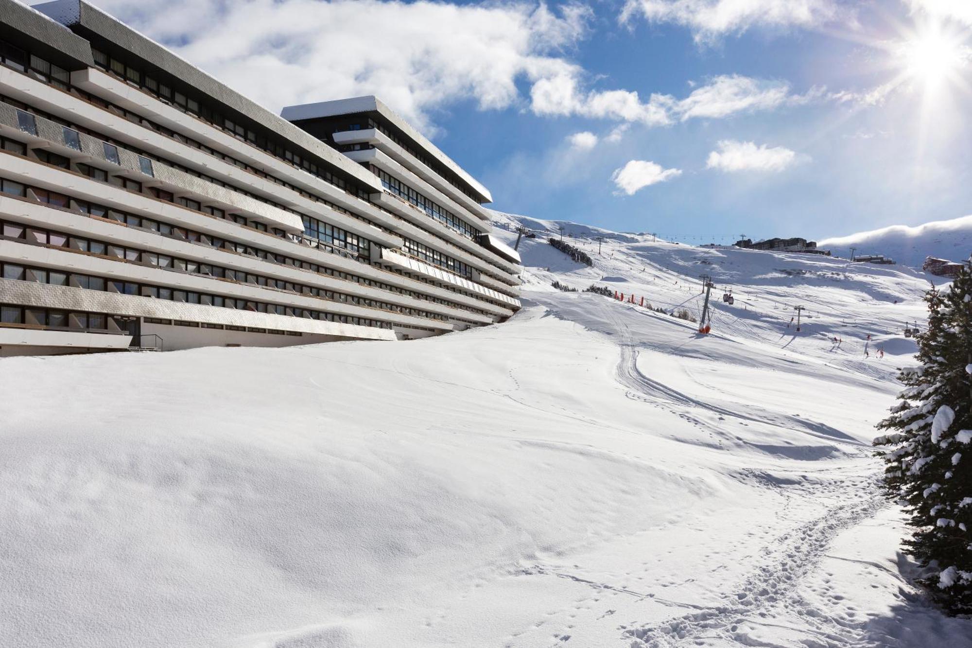 Sowell Residences Pierre Blanche Сен-Мартен-дьо-Белвил Екстериор снимка