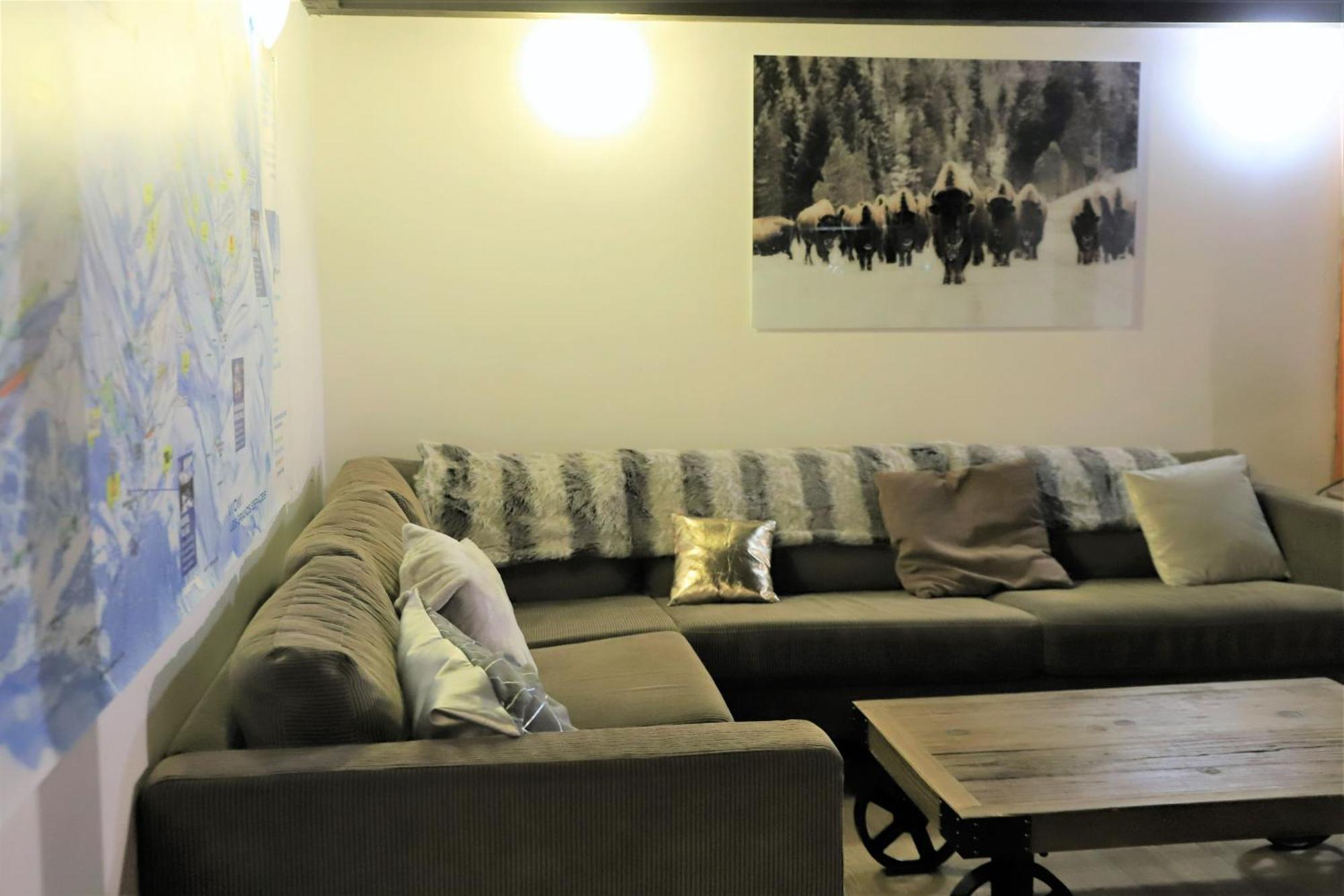 Sowell Residences Pierre Blanche Сен-Мартен-дьо-Белвил Екстериор снимка